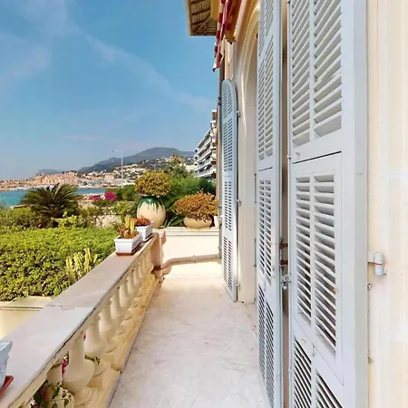 Apartment 2vs - 2p Face Avec Terrasse Menton